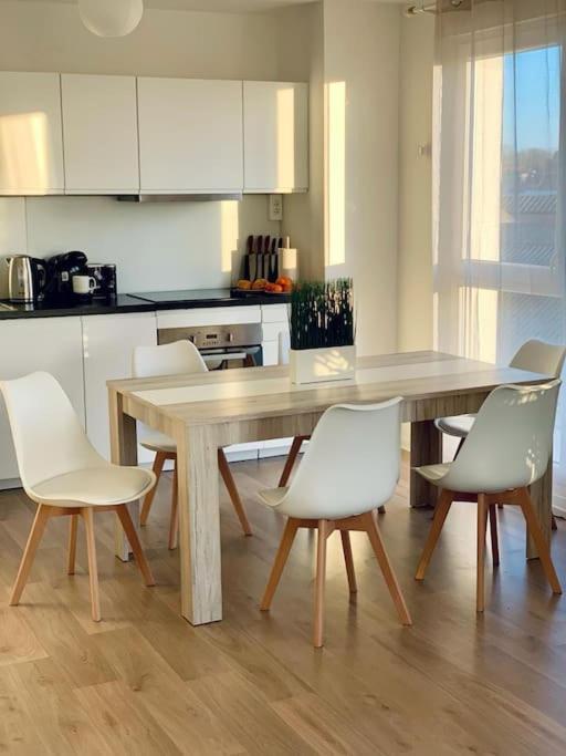 Pourquoi Notre T3 Avec Parking Est Pour Vous ? Apartamento Lille Exterior foto