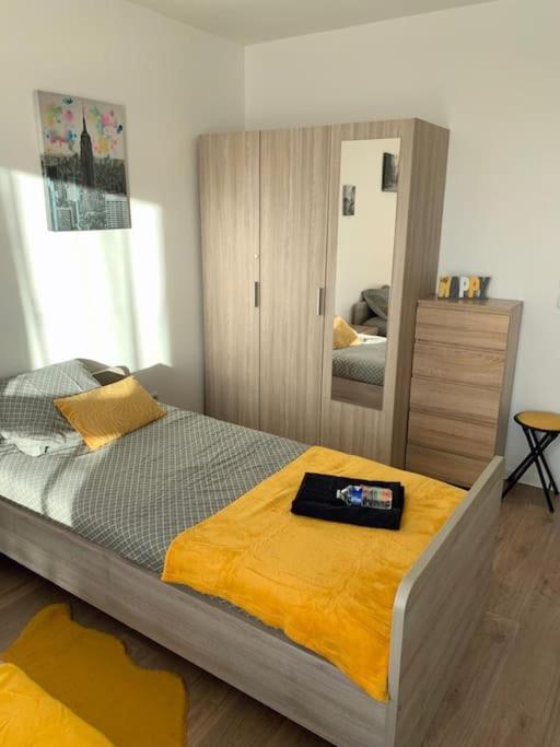 Pourquoi Notre T3 Avec Parking Est Pour Vous ? Apartamento Lille Exterior foto